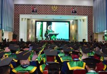 Luluskan 250 Wisudawan, UNUGHA Semakin Kompetitif wisuda-unugha-6
